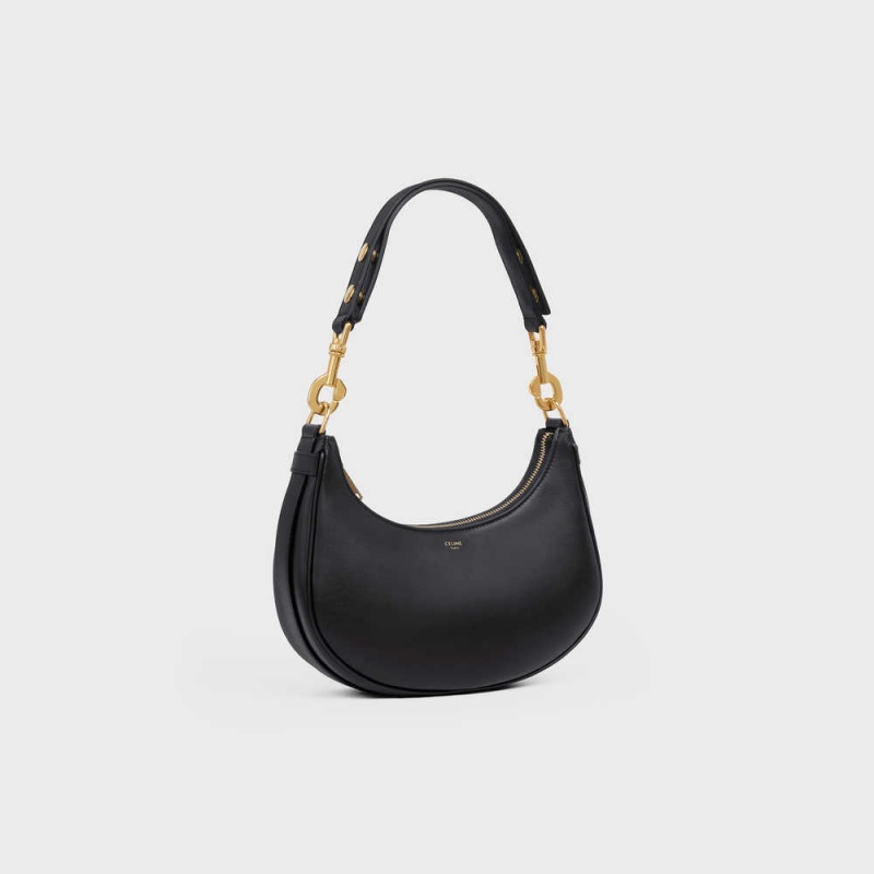 Black Celine MediumStrap Bag in smooth Calfskin Ava | CL-593097