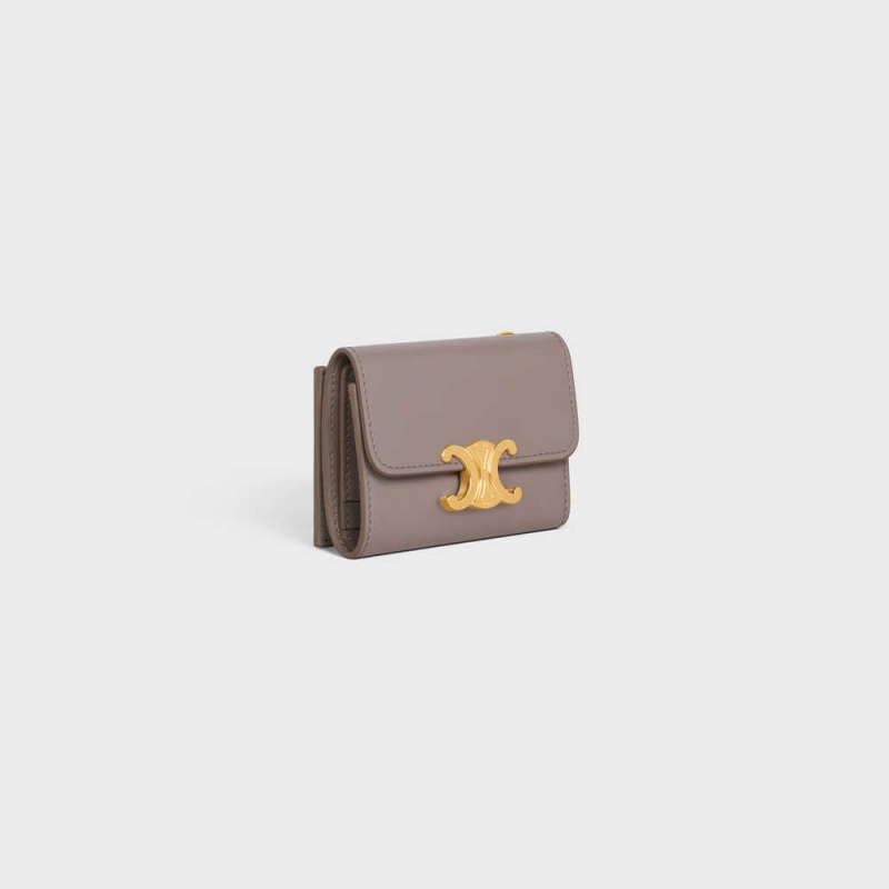 Pebble Celine COMPACT WITH COIN TRIOMPHE in Shiny calfskin Wallets | CL-592981