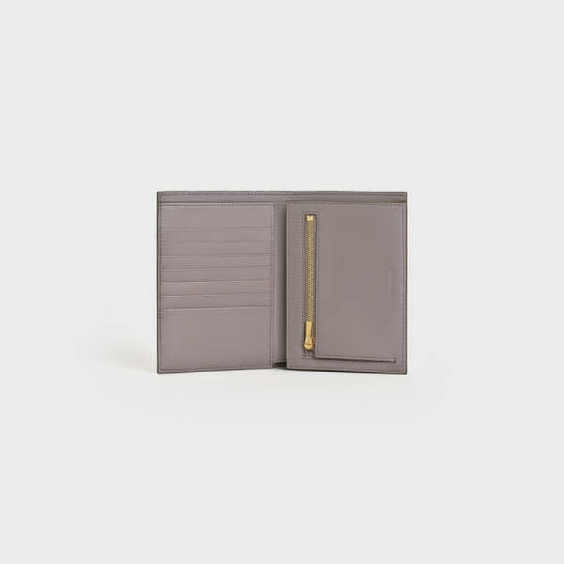 Pebble/ Mineral Celine Medium strap in Bicolour Grained Calfskin Wallets | CL-592991